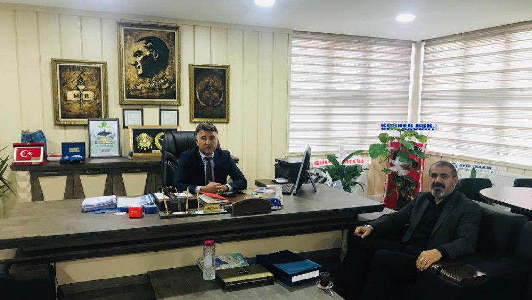 Sınav Koleji Yönetim Kurulu Başkanı Ayhan KILIÇ, İlçe Milli Eğitim Müdürü Sayın Akif BULUT'a Hayırlı Olsun Ziyaretinde Bulundu.