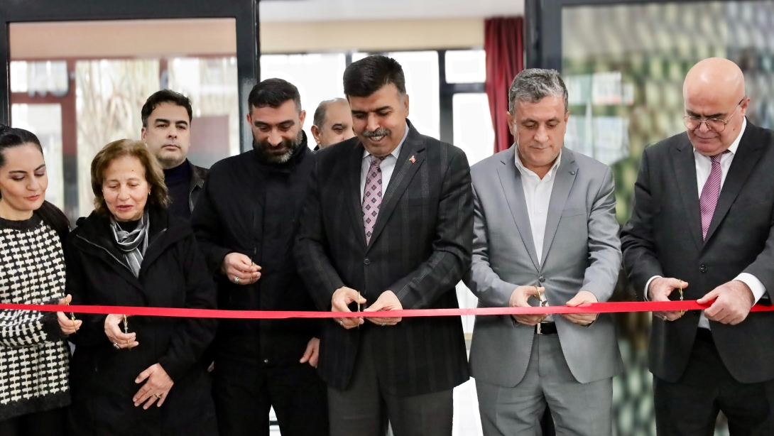 Deprem Şehidi Öğretmenimizin Adı Kütüphanede Yaşatılacak